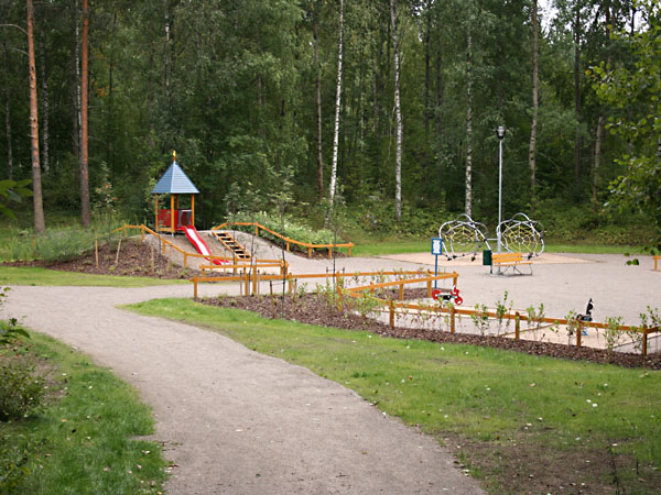 Mantelinpuistoa